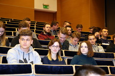 Debata władz Politechniki Rzeszowskiej ze studentami