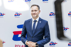 Wiceminister cyfryzacji R. Rosiński,