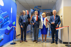 Otwarcie wystawy. Od lewej: B. Pałac, rof. P. Koszelnik, T. Kubas-Hul, P. Szymczak,
